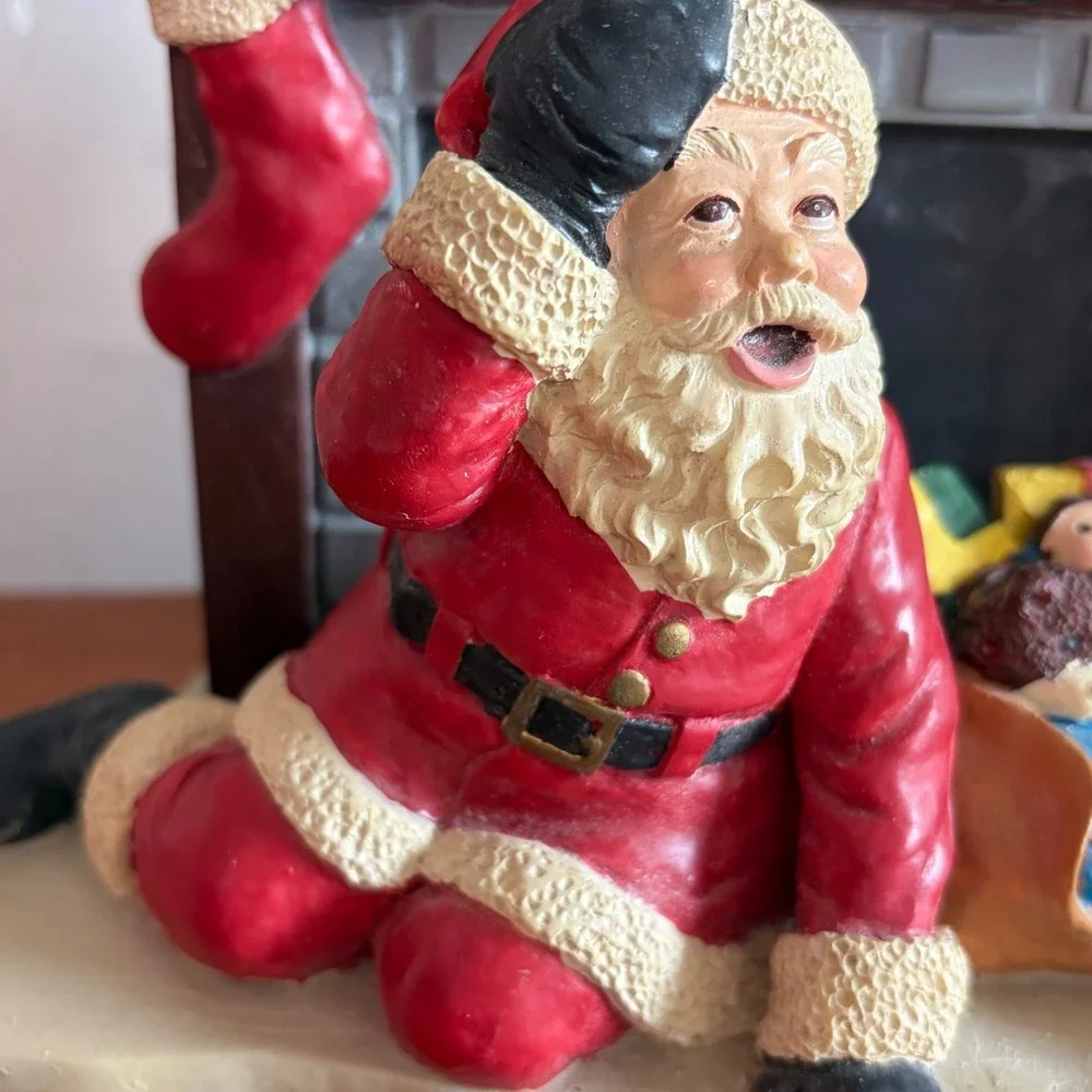 Howard Miller 1998 Limited Edition Christmas Clock Santa Down the Chimney